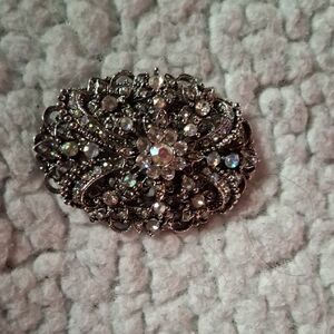 Elegant Silver Floral Brooch